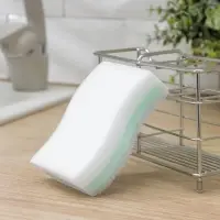 Губка меламиновая для удаления пятен &laquo;Тройной эффект&raquo;, 3 слоя: меламин, поролон, абразив, 11&times;7&times;3 см