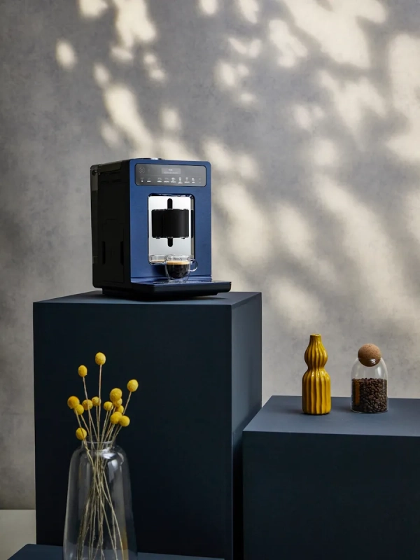 Автоматическая кофемашина Evidence EA89W410, с капучинатором