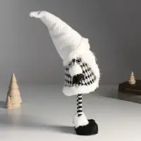 Кукла интерьерная "Дед Мороз в кафтане с рисунком гусиная лапка" 16х12х46 см