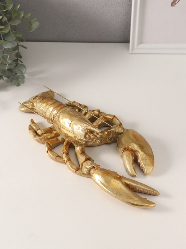 Сувенир полистоун "Золотой лобстер" 32х14х6,7 см