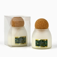 Свеча новогодняя, аромат манящая ваниль , 9 х 6,5 см