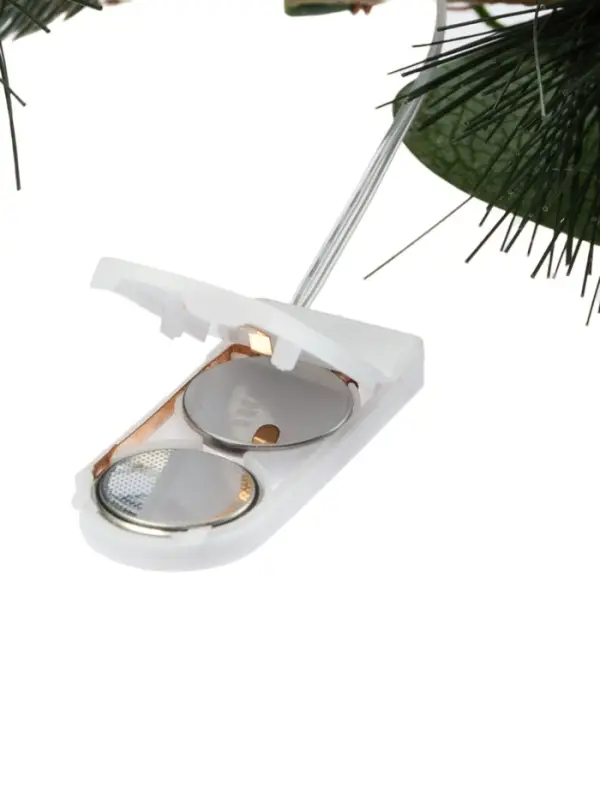 Декор настенный &laquo;Снежноягодник&raquo;, 72&times;20 см, 18 LED, от батареек CR2032&times;2, свечение тёплое белое