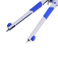 Готовальня, 6 предметов (циркуль, точилка, грифель, ластик, карандаш механический 0,5 мм, грифель НВ 0,5 мм) в пластиковом пенале