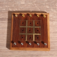 Настольная игра &laquo;Крестики-нолики&raquo;, 13&times;13.5 см, дерево шишам, латунь