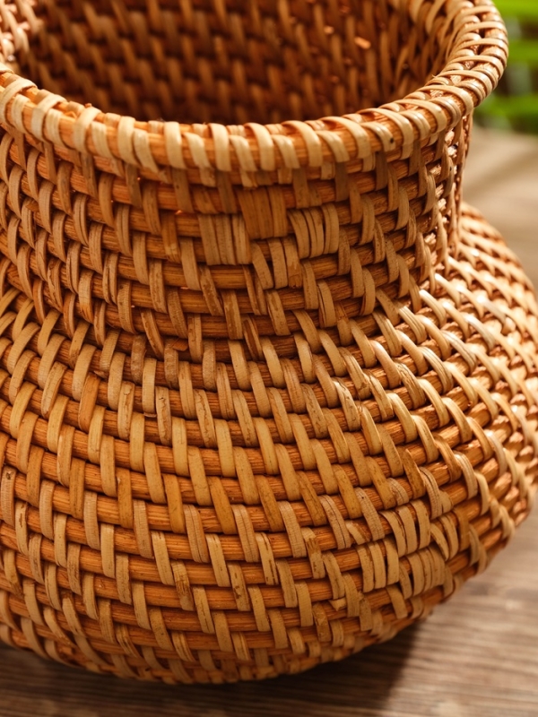 Корзинка плетеная ротанг, 16х16х13 см Корзинка плетеная ротанг, 16х16х13 см