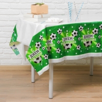 Скатерть одноразовая &laquo;С днём рождения&raquo;, футболист, 180х137см
