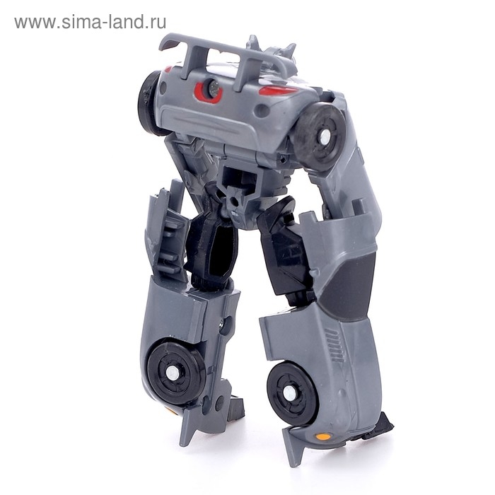 Робот &laquo;Автобот&raquo;, трансформируется