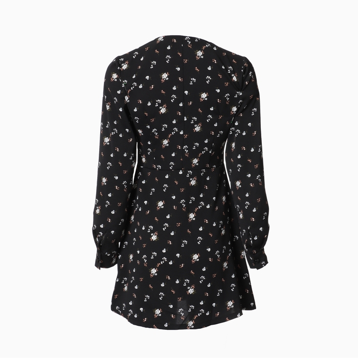 Платье женское с воротником MIST р. 46, черный Платье женское с воротником MIST р. 46, черный