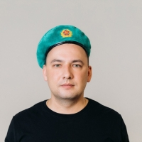 Берет пограничника &laquo;На страже Родины&raquo;, герб