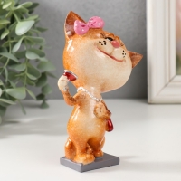 Сувенир полистоун лак "Кошечка с бокалом" 8,3х6,2х13,8 см Сувенир полистоун лак "Кошечка с бокалом" 8,3х6,2х13,8 см