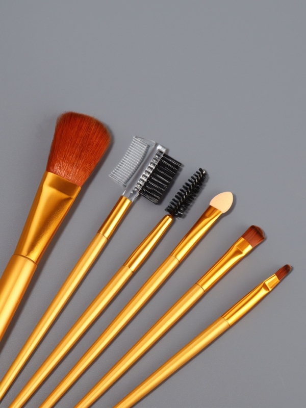 Набор кистей для макияжа, 6 предметов, цвет золотистый