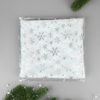 Фатин со снежинками, с тиснением, 155 см, 11 &plusmn; 1 г/кв.м, 0,91 &plusmn; 0,1 м, цвет белый/серебряный