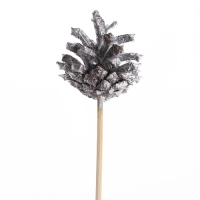 Новогодний декор &laquo;Букет серебряных шишек&raquo;