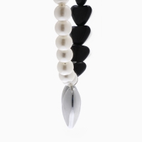 Бусы с жемчугом &laquo;Сердце&raquo; бусины, чёрно-белый в серебре