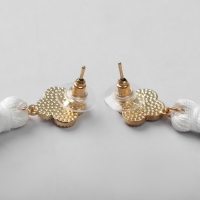 Серьги &laquo;Кисти&raquo;, цвет белый в золоте, L кисти 8,7 см