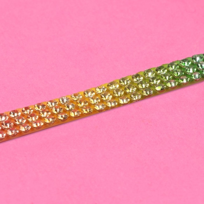 Стразы самоклеящиеся, d = 2 мм, ширина - 7 мм, 4,5 &plusmn; 0,5 м, цвет радуга