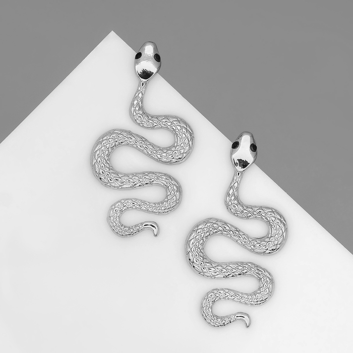 Новый год! Символ года 2025! Серьги металл &laquo;Змея&raquo; пламенное желание мини, цвет чёрный в серебре