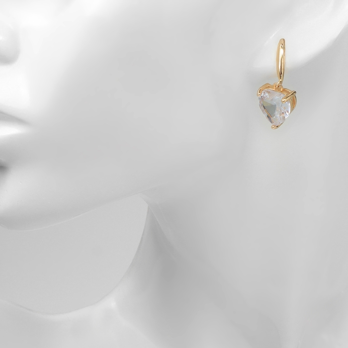 Серьги со стразами «Магия» сердечки, цвет белый в золоте Серьги со стразами «Магия» сердечки, цвет белый в золоте