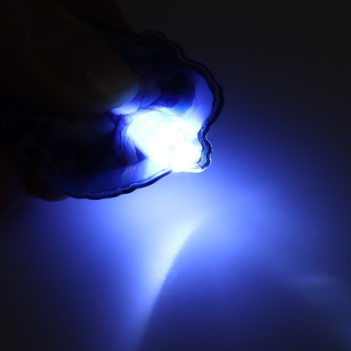 Новогодний брелок с фонариком для ключей &laquo;Новый год: Снежинки&raquo; 5.3 х 9 см