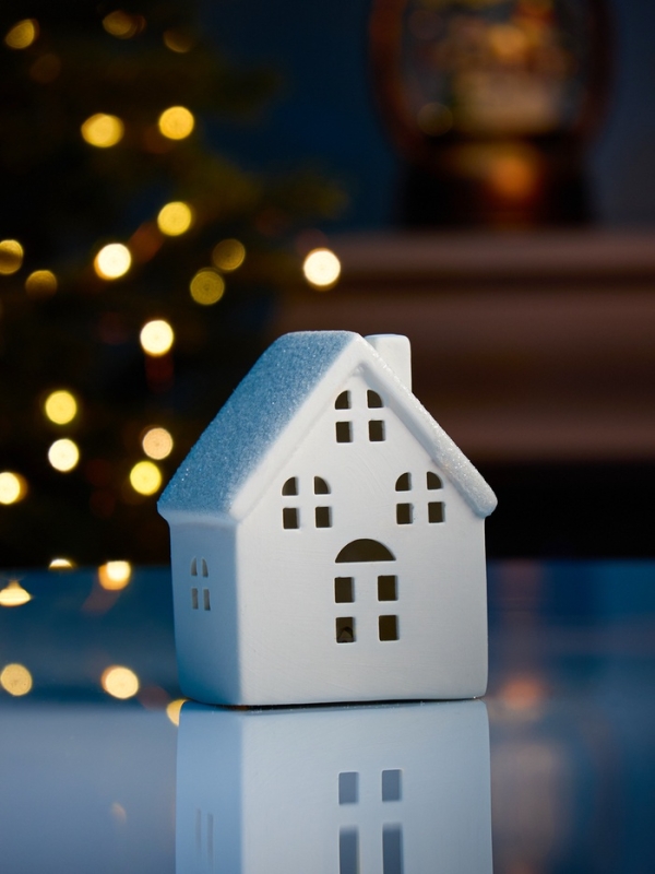 Светодиодная фигура "Дом с окнами" 8.1х5.7х10.1 см, 1 LED, LR44x3(в компл.), свечение тёплое белое