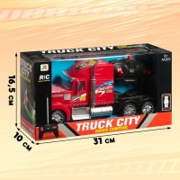 Грузовик радиоуправляемый &laquo;Тягач&raquo;, работает от батареек цвет красный