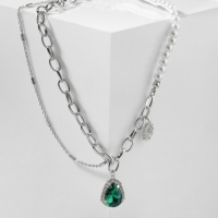 Колье &laquo;Капля&raquo; цветок, цвет бело-зелёный в серебре, 35 см