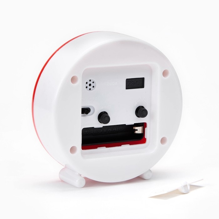 Часы настольные будильник "Классика", 9 х 9 см