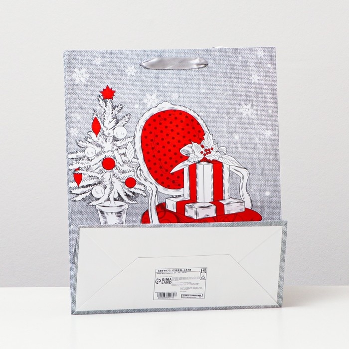 Пакет ламинированный Пакет ламинированный "Новогодний уголок", 26 x 32 x 12 см
