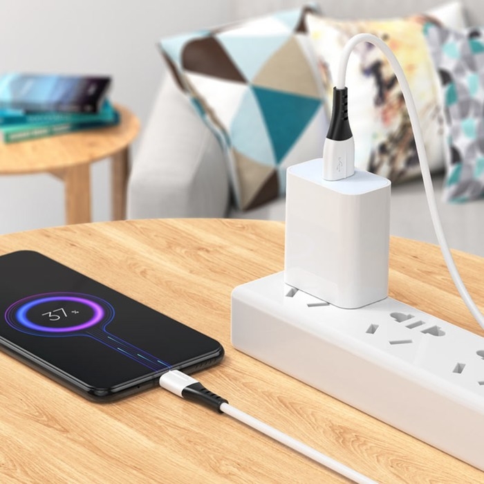 Кабель Hoco X82, MicroUSB - USB, 2.4 А, 1 м, оплётка силикон, белый Кабель Hoco X82, MicroUSB - USB, 2.4 А, 1 м, оплётка силикон, белый