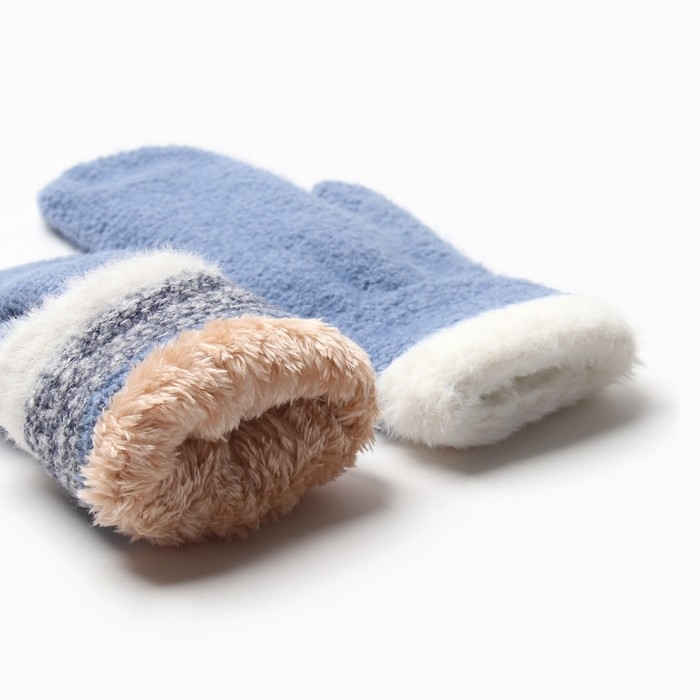 Варежки женские на иск.меху MINAKU опушка 22 см синий Варежки женские на иск.меху MINAKU опушка 22 см синий