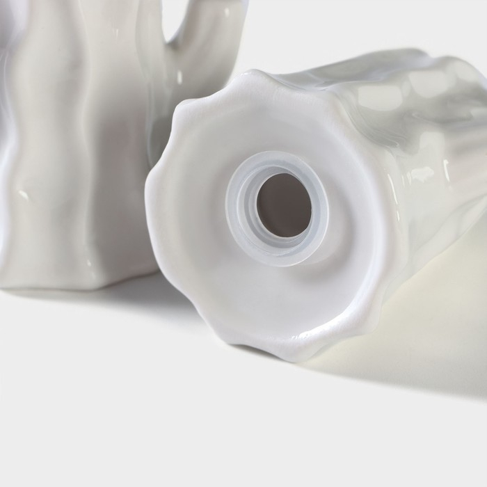 Набор фарфоровый для специй на бамбуковой подставке BellaTenero &laquo;Кактусы&raquo;, 2 предмета: солонка 75 мл, перечница 75 мл, цвет белый