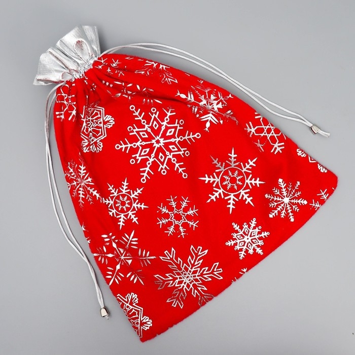 Мешочек подарочный плюш &laquo;Радость внутри&raquo;, снежинки, тиснение, 30 х 40 см +/- 1.5 см, Новый год