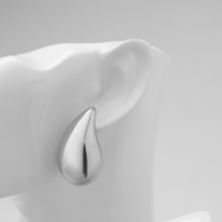Серьги пластик &laquo;Капля&raquo; крупная, цвет серебро