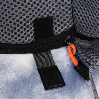 Сумка-переноска "Слинг" с креплением для ошейника, 45 х 11 х 24 см, бело-серая Сумка-переноска "Слинг" с креплением для ошейника, 45 х 11 х 24 см, бело-серая