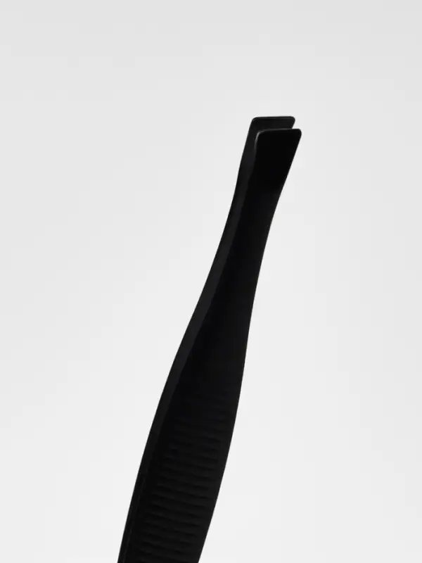 Пинцет скошенный, узкий, 8.5 см, чёрный