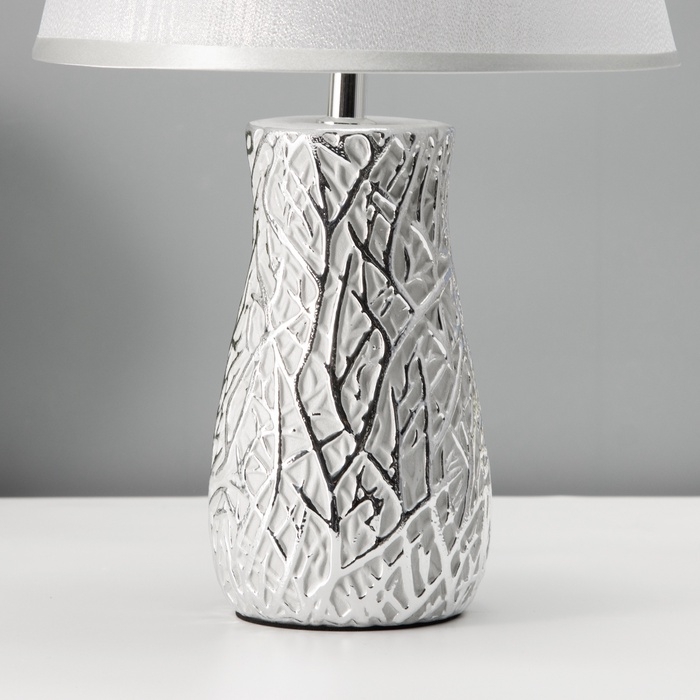 Настольная лампа с абажуром RISALUX &laquo;Мессина&raquo;, Е14, 40 Вт, серебристый, 25&times;25&times;44 см