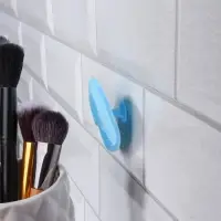 Щётка для умывания &laquo;Овал&raquo;, на присоске, 6.3&times;5.2 см, голубая