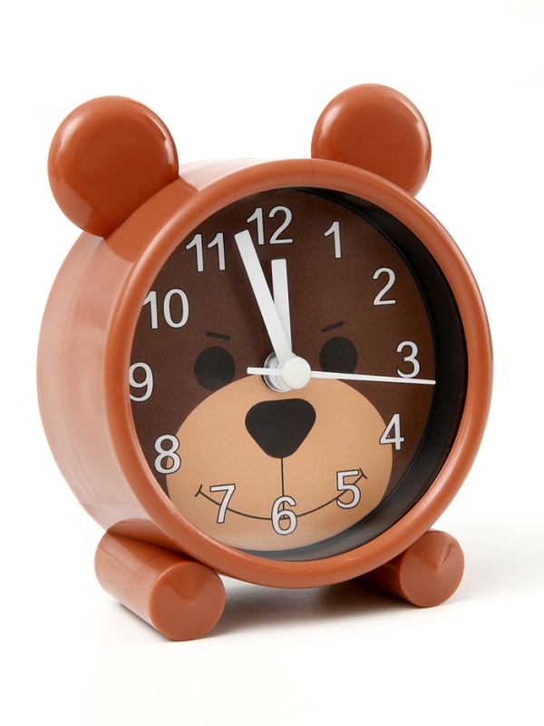 Часы будильник настольные детские &laquo;Мишка&raquo;, 8&times;8.7 см
