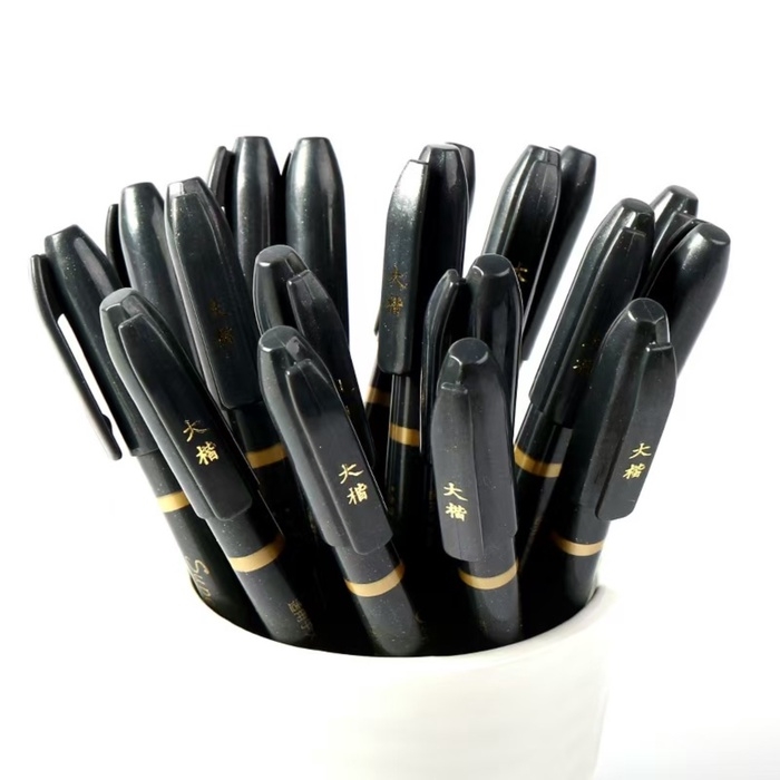 Маркер профессиональный линер черный, S