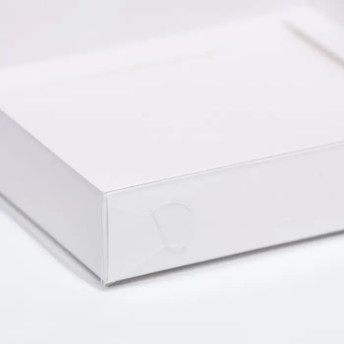 Коробка сборная, белая с PVC крышкой, 16&times;16&times;3 см