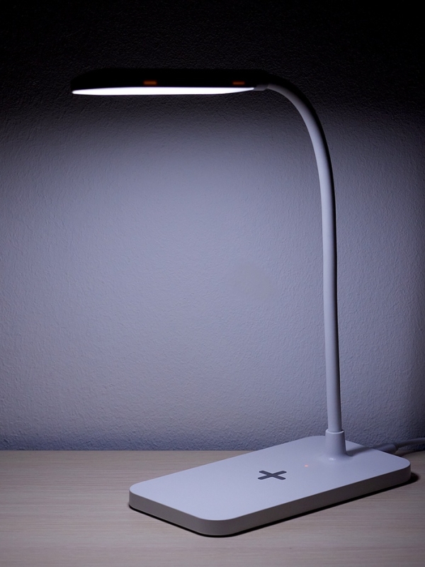 Настольная лампа с беспроводной зарядкой, GMV-0265, 15 Вт, белая