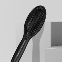 Расческа-выпрямитель Karl Lagerfeld CF582LF0, черная