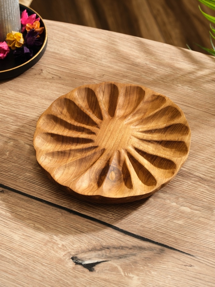 Тарелка "Раковина"  дерево Джати, 20х20х3 см, цв. коричневый