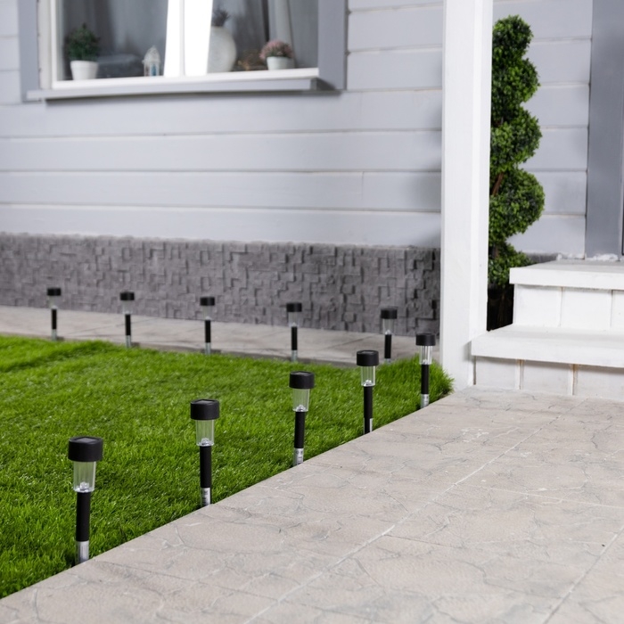 Набор садовых светильников на солнечной батарее &laquo;Цилиндр&raquo;, 4.5 &times; 30 &times; 4.5 см, 1 LED, свечение тёплое белое, 10 шт.