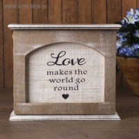 Ключница дерево 6 крючков "Любовь заставляет мир вращаться" 20,3х24х7,3 см