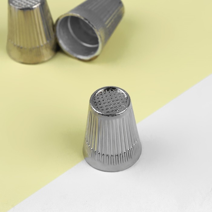 Напёрстки, d = 1,8 &times; 2,2 см, 3 шт