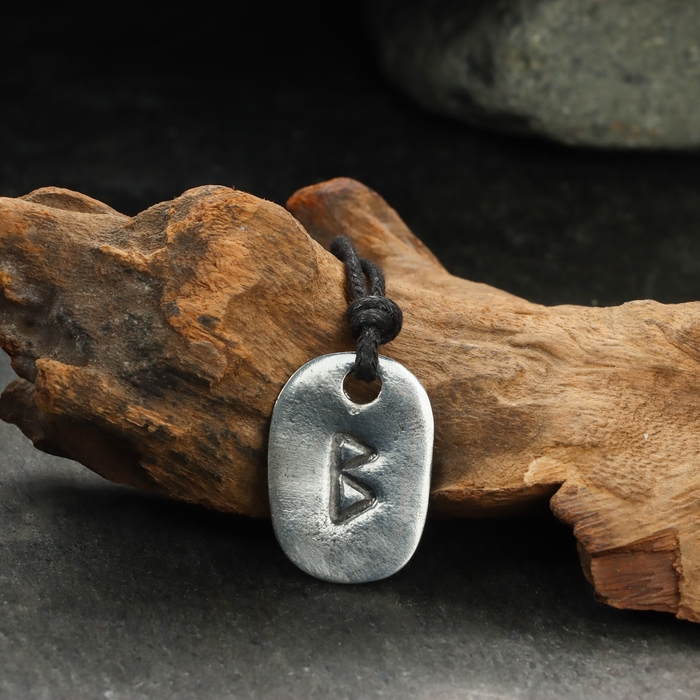 Амулет Амулет "Скандинавские Руны", руна БЕРКАНА, 21х29мм, металлический