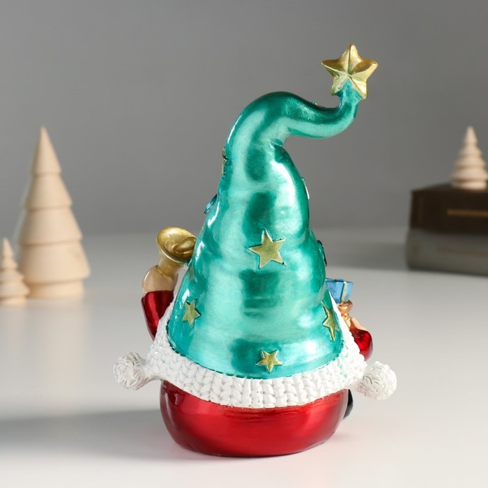 Сувенир полистоун "Дед Мороз в колпаке со звёздами, с колоколом и мешком" 12х9,5х18 см
