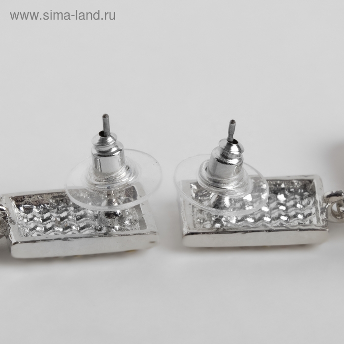 Серьги висячие со стразами &laquo;Шедевр&raquo;, цвет белый в серебре, 6,7 см