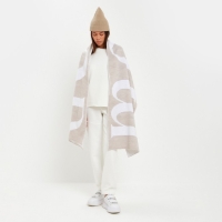 Шарф женский двусторонний MIST бежевый, размер 47*226см Шарф женский двусторонний MIST бежевый, размер 47*226см